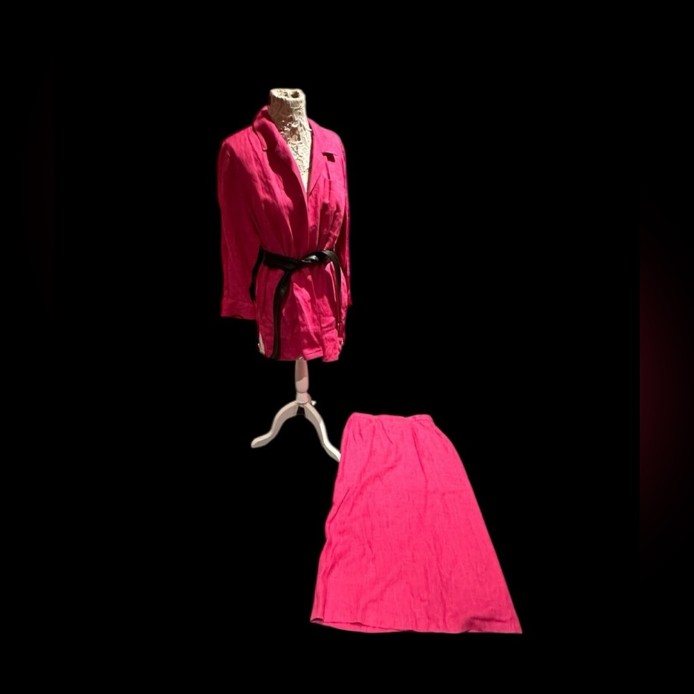 Harve Benard jacket and skirt suit